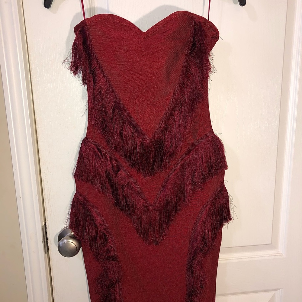 Dress - Picture 3 of 3